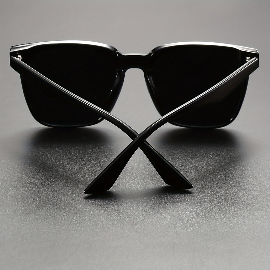 Occhiali da Sole Uomo | Montatura Quadrata con Dettagli in Rivetto | Anti-Riflesso | Casual & Outdoor