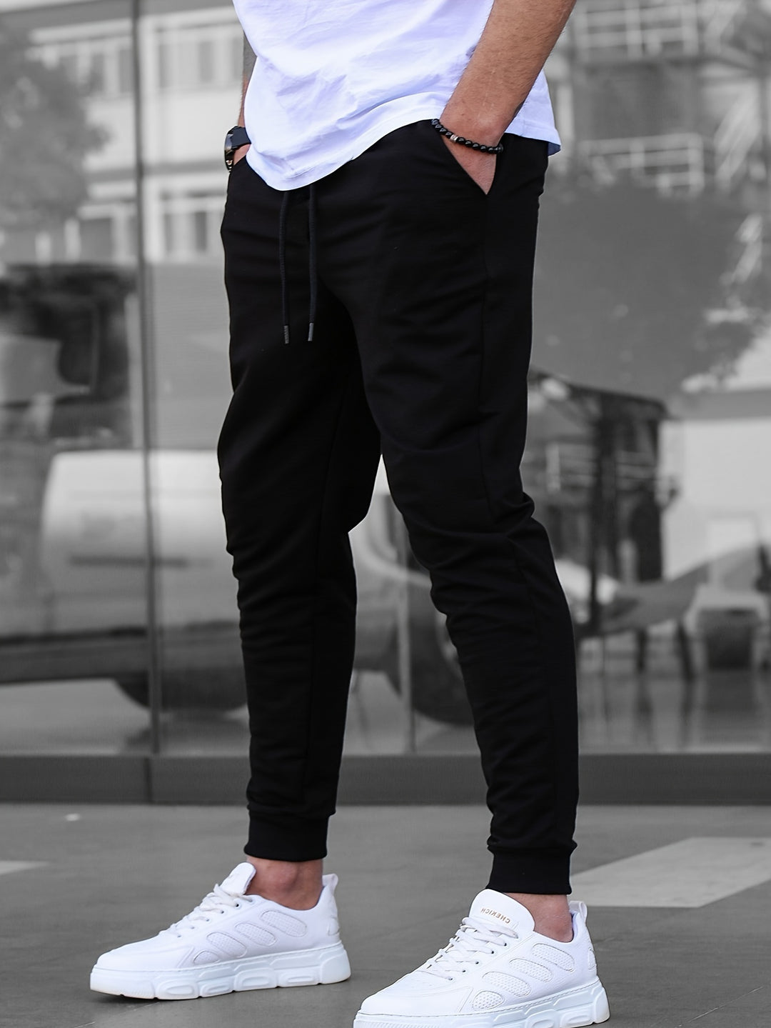 Pantaloni Sportivi da Uomo | Leggeri & Traspiranti | Coulisse & Slim-Fit