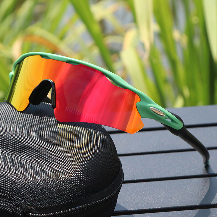 Occhiali da sole HD polarizzati per uomo | Montatura leggera | Protezione UV al 100% | Grip resistente al sudore