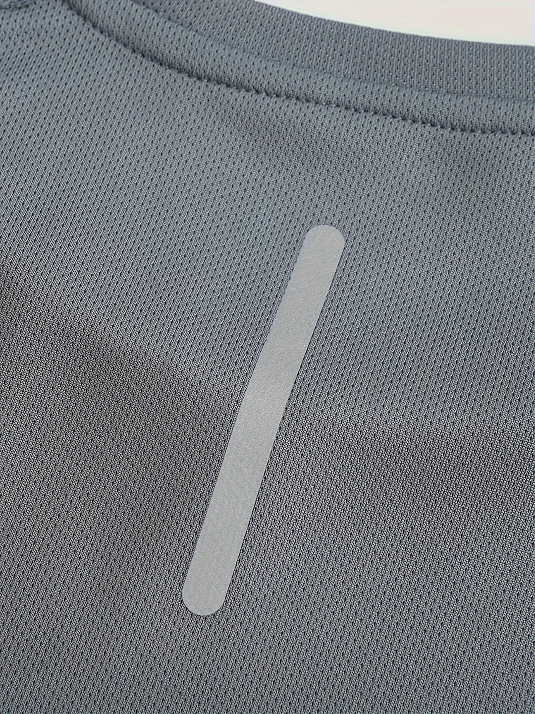 T-shirt Sportive da Uomo | Strisce Riflettenti | Traspirante & Asciugatura Rapida | Assorbente & Comfort Fit